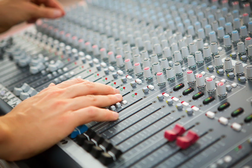 Người phụ trách âm thanh, ánh sáng