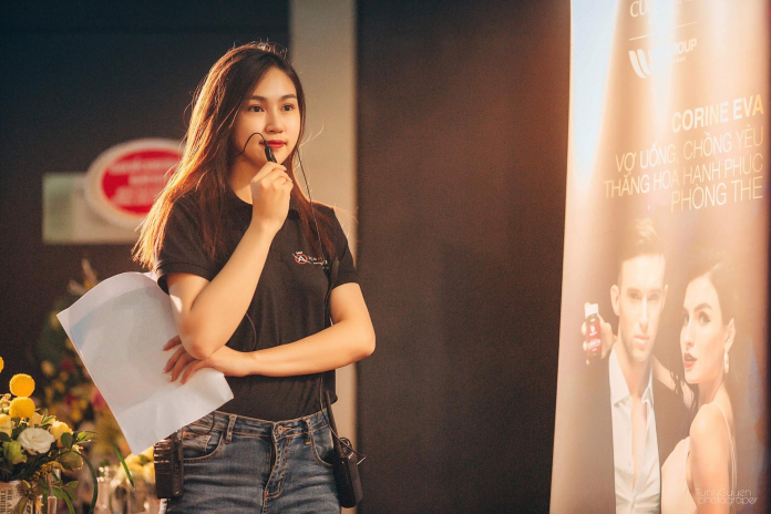 Người làm tổ chức sự kiện