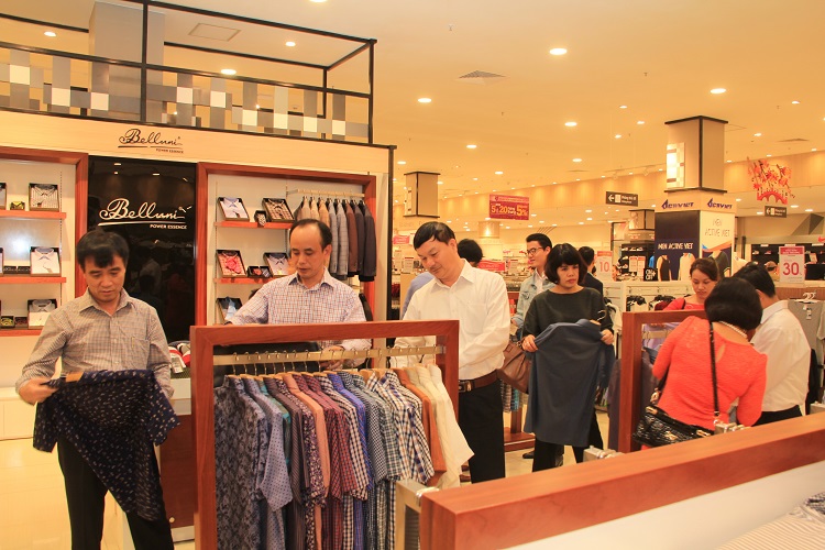 Lên danh sách khách mời 