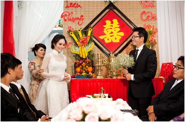 Cô dâu ra mắt 2 bên gia đình