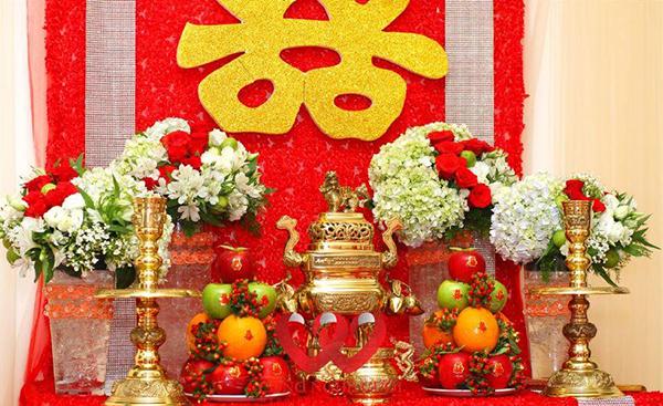Không được chuẩn bị bàn thờ gia tiên sơ sài