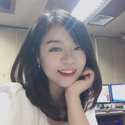 Ms. Hằng