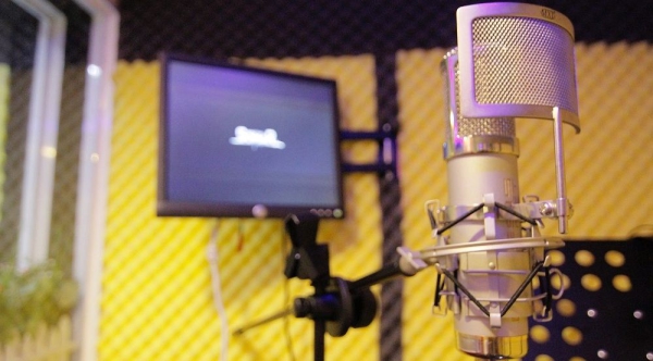 Một bộ thiết bị thu âm tại nhà cần những gì?